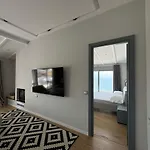 Penthouse Sea View Apartments