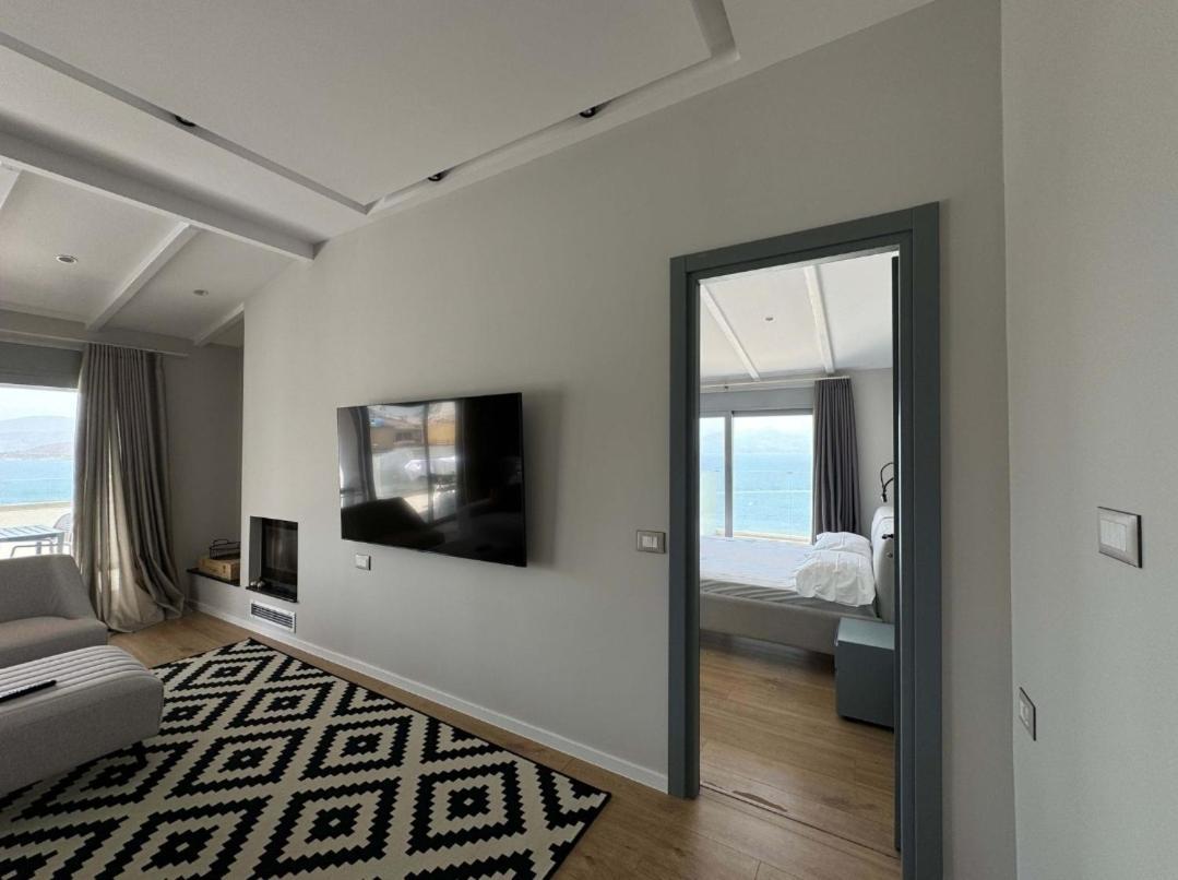 Penthouse Sea View *